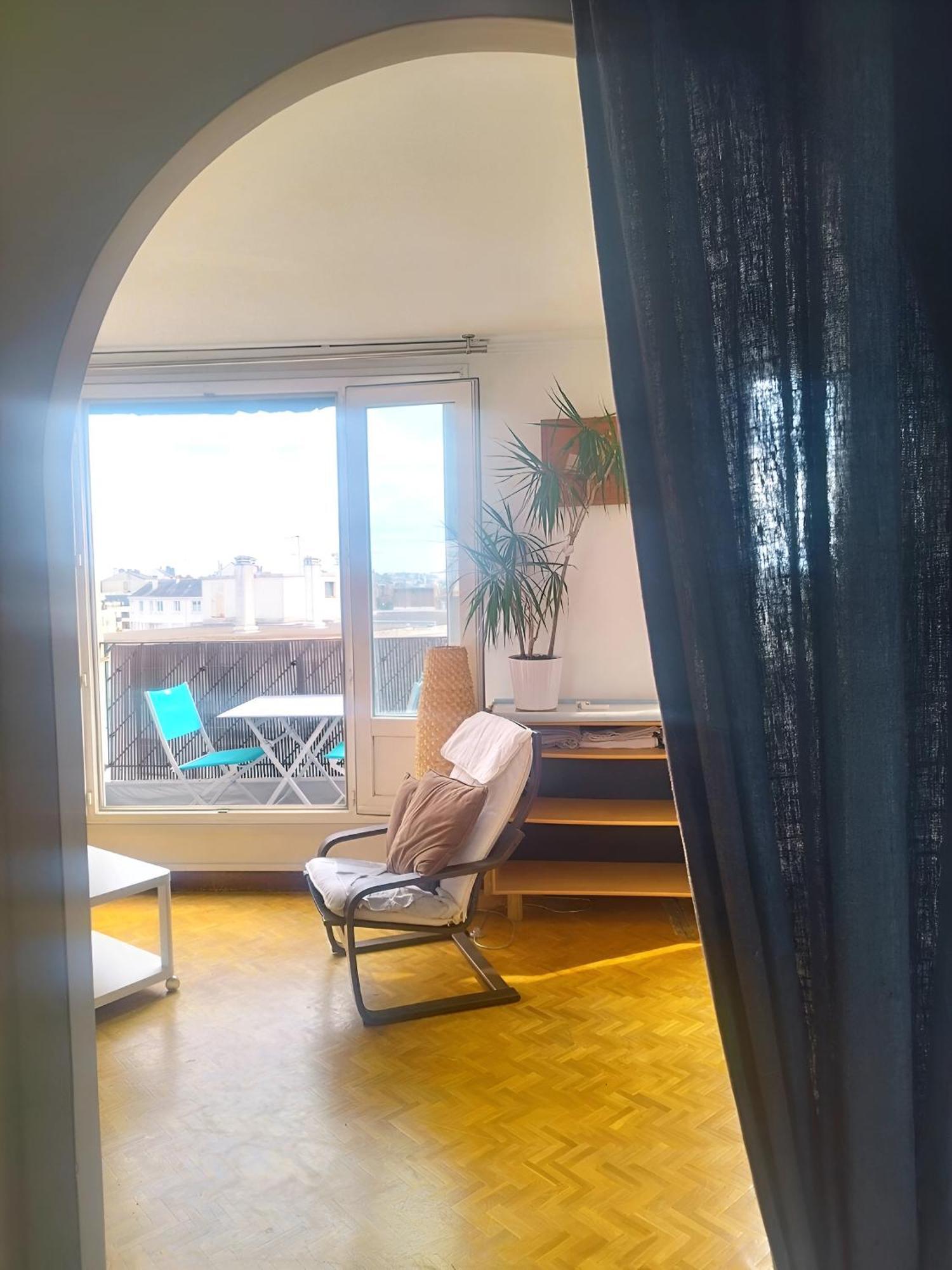 Charmant Appartement Lumineux - Dernier Etage Avec Balcon - Proche Centre-Ville نانت المظهر الخارجي الصورة