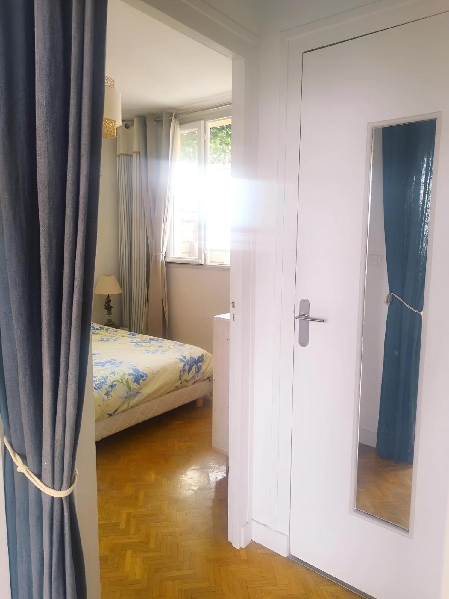 Charmant Appartement Lumineux - Dernier Etage Avec Balcon - Proche Centre-Ville نانت المظهر الخارجي الصورة